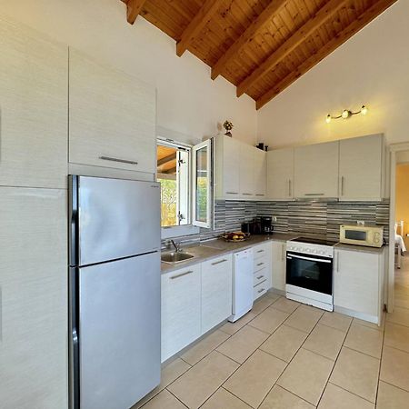 Villa Neptune Livathos  Kültér fotó
